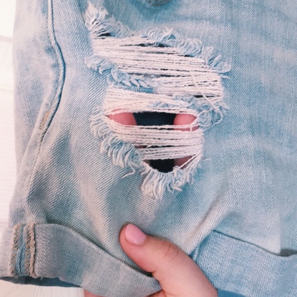 Old Navy shorts - Picture 2 of 2